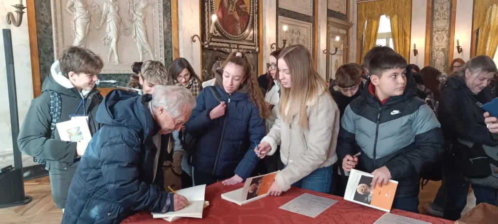 16 gennaio 2025 Gilberto Salmoni Palazzo Tursi Firmacopie studenti 2