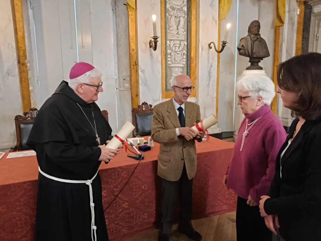 Salone di Rappresentanza Palazzo Tursi Presidente Ilsrec Ronzitti Arcivescovo di Genova Tasca 4